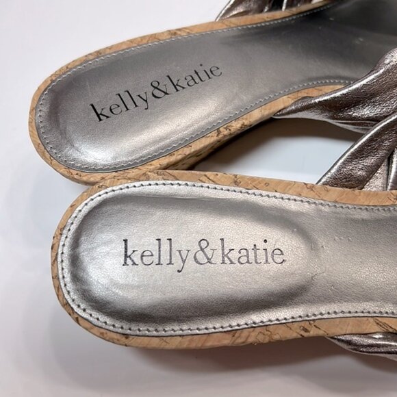 Sandals - Picture 3 of 7